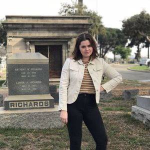 Meet your Posher, Cecile